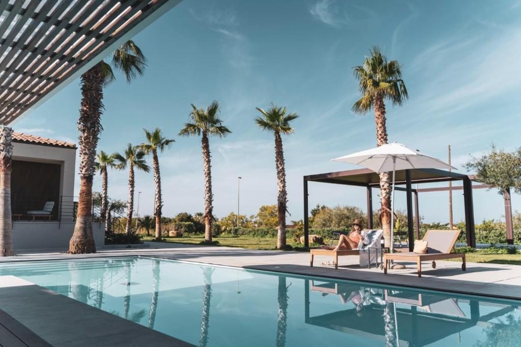 Insulae Resort Suites & Pool Lodge - Gallery 2