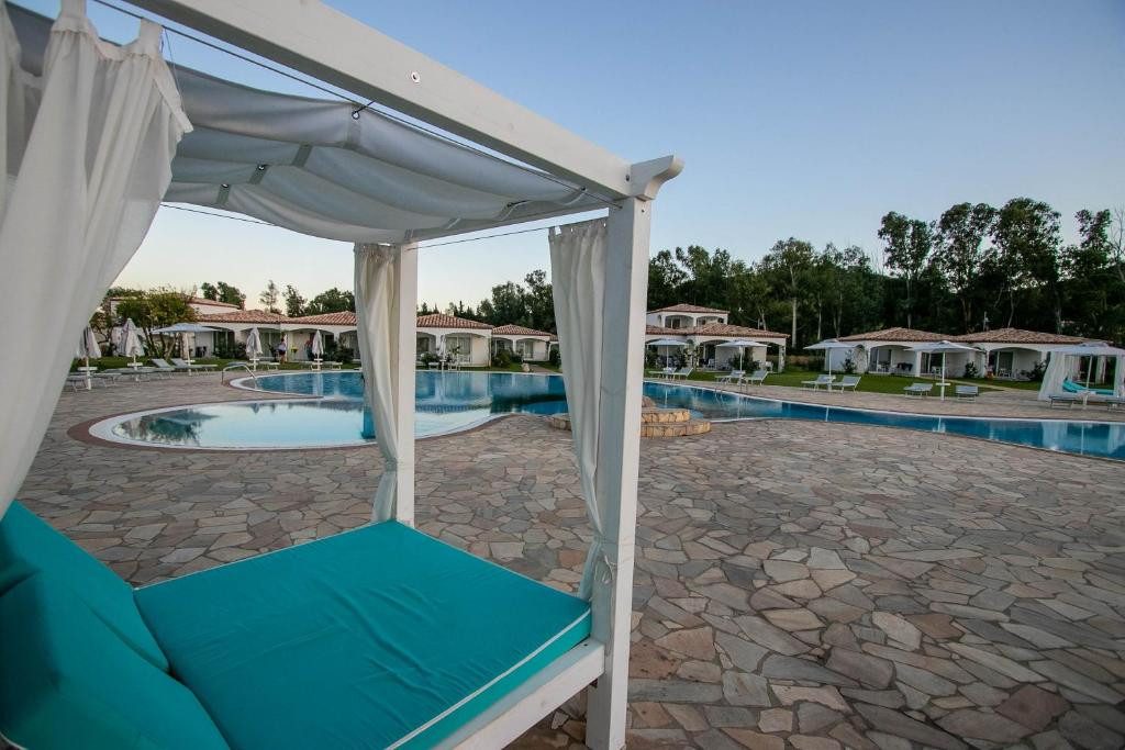 Limone Beach Resort - Gallery 3