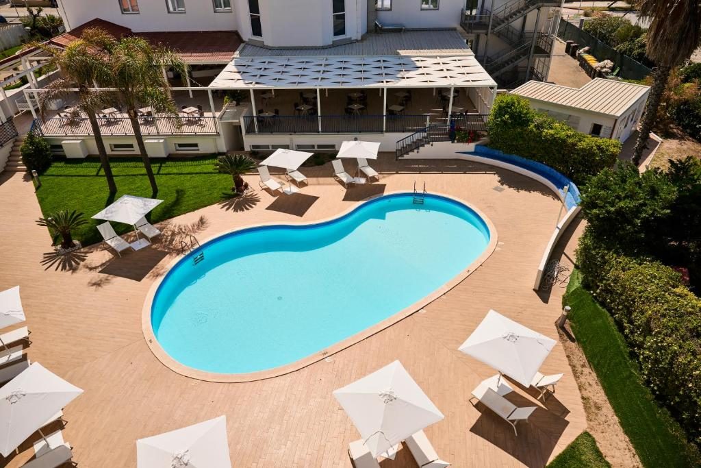 Ticho's Hotel - Gallery 2